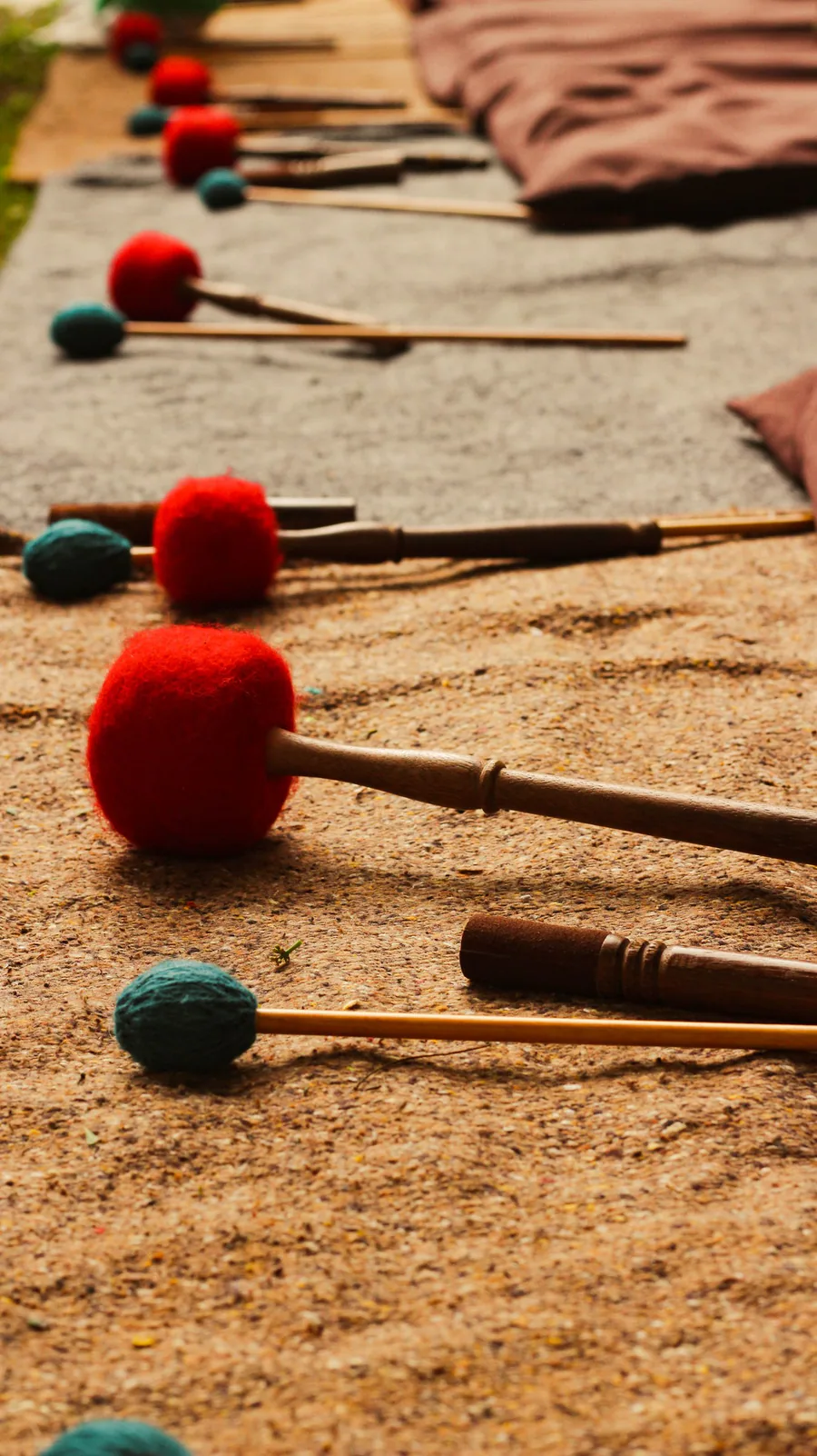 Baquetas preparadas para una práctica con instrumentos